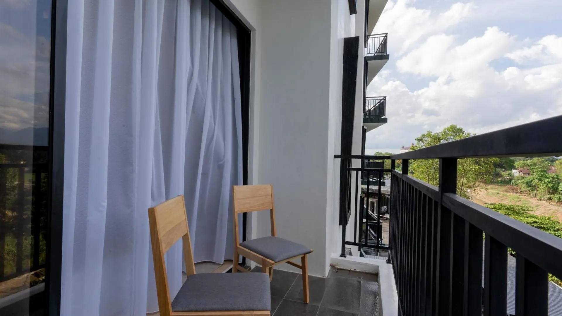 Muna The Cove Ipoh Garden East 3R2B 8Pax 0*,